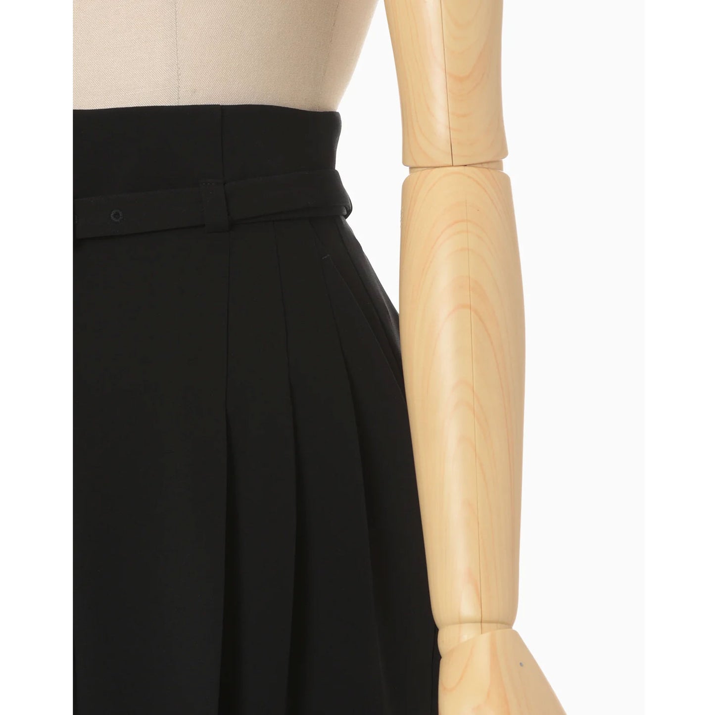 
                  
                    Triacetate Polyester Georgette High Waisted Trousers - black
                  
                