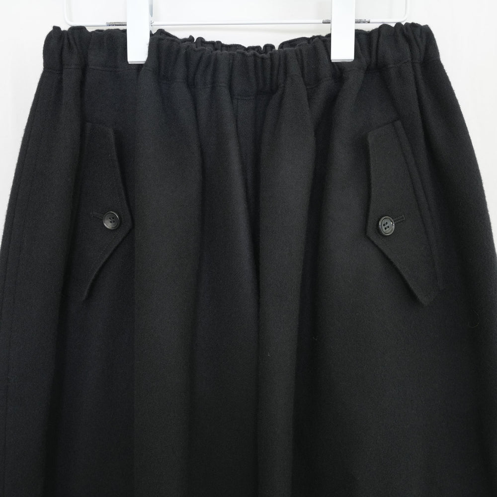 
                  
                    ウールエステルクロスパンツ-TOPGREY-
                  
                