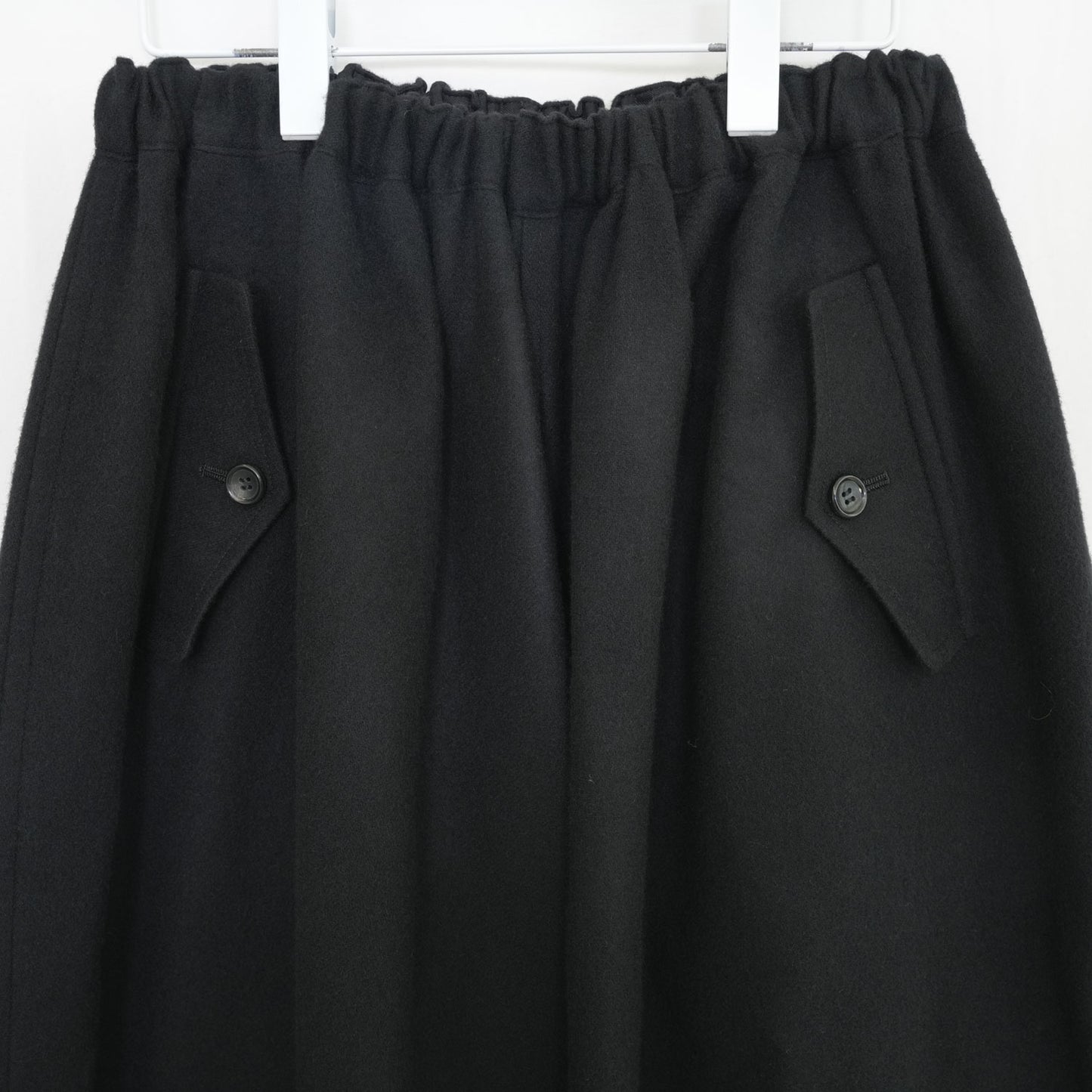 
                  
                    ウールエステルクロスパンツ-TOPGREY-
                  
                