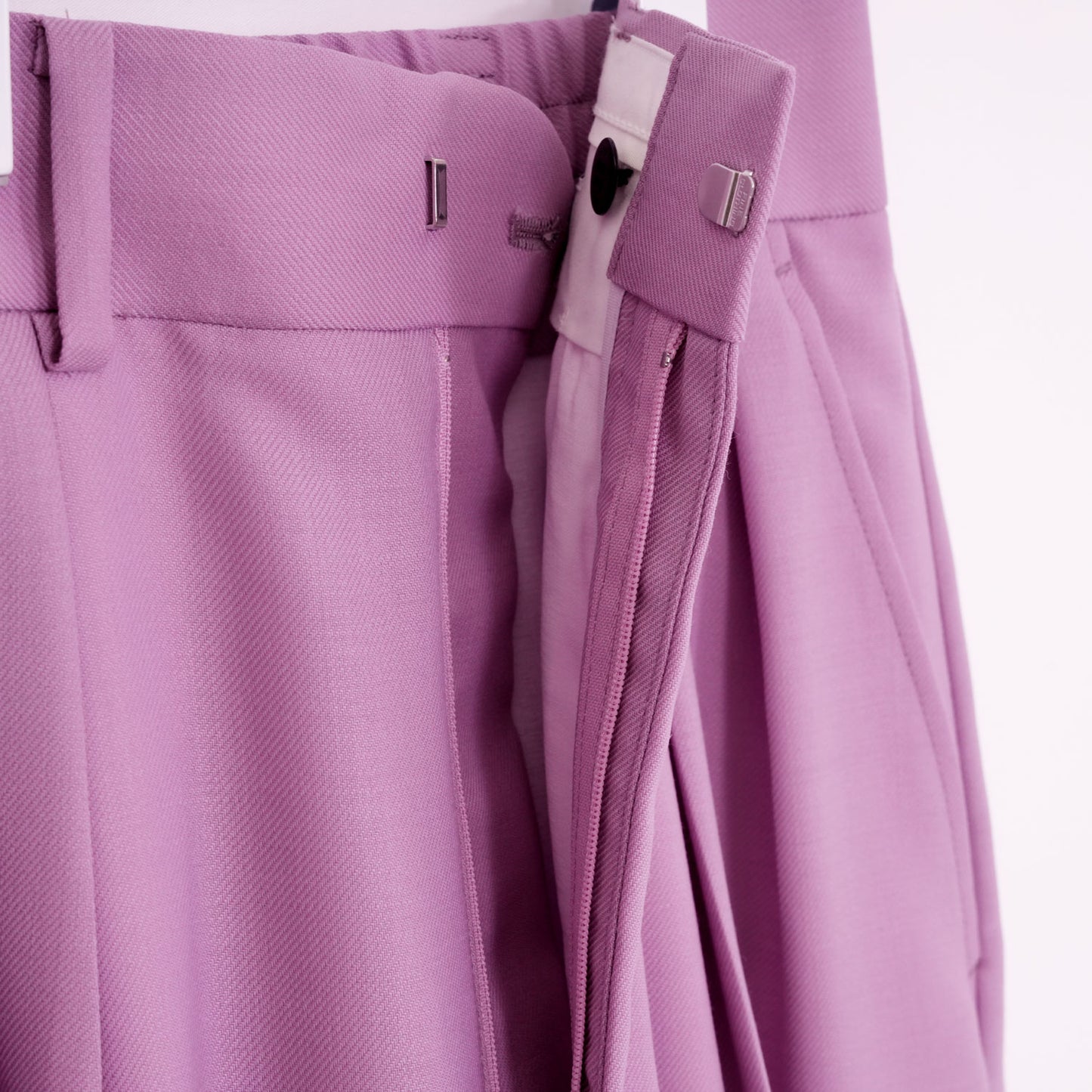 
                  
                    VIYELLA WIDE LEG PANTS-TOP GREY-
                  
                
