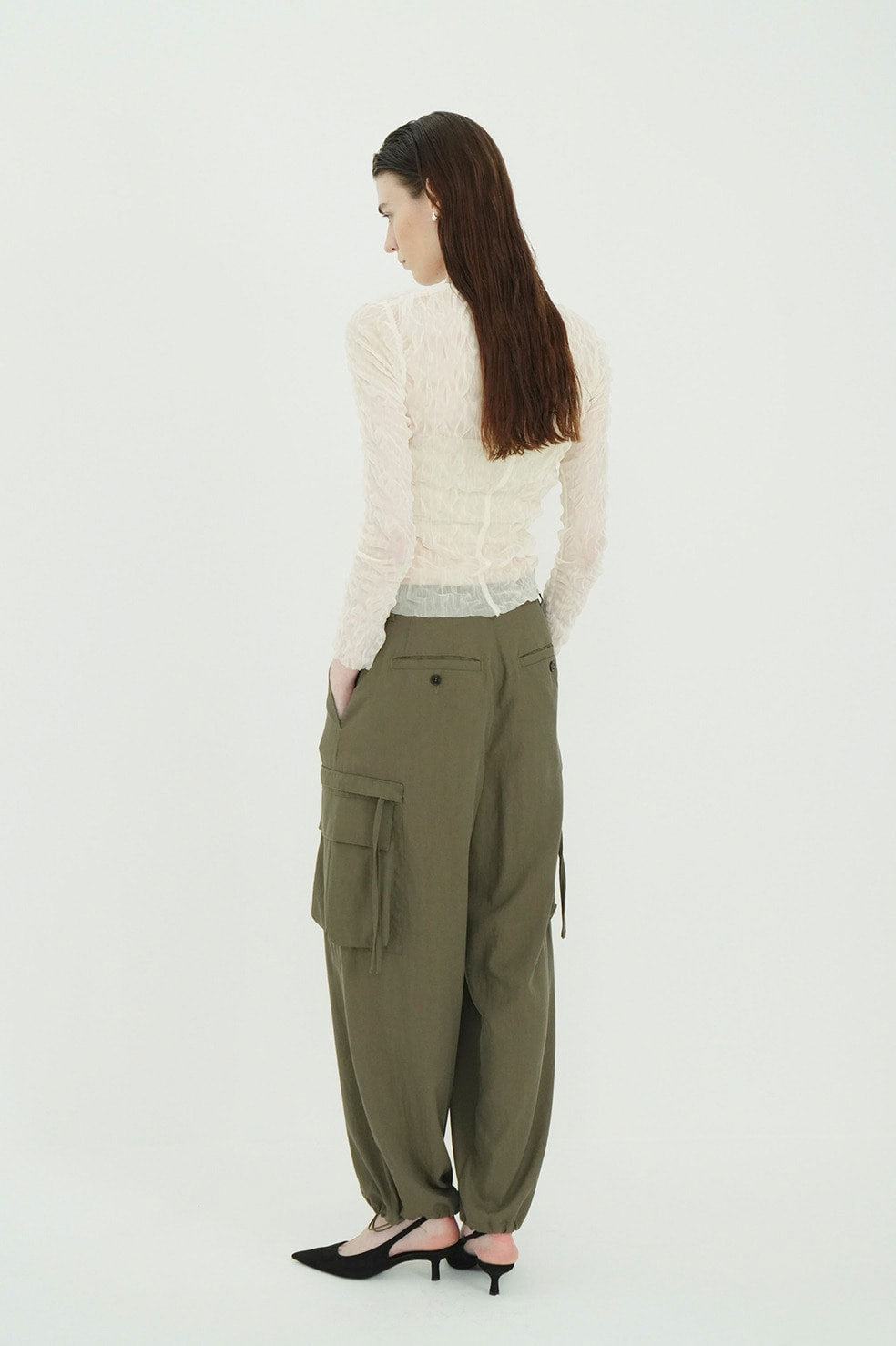 
                  
                    LOW WAIST POCKET CARGO PANTS
                  
                