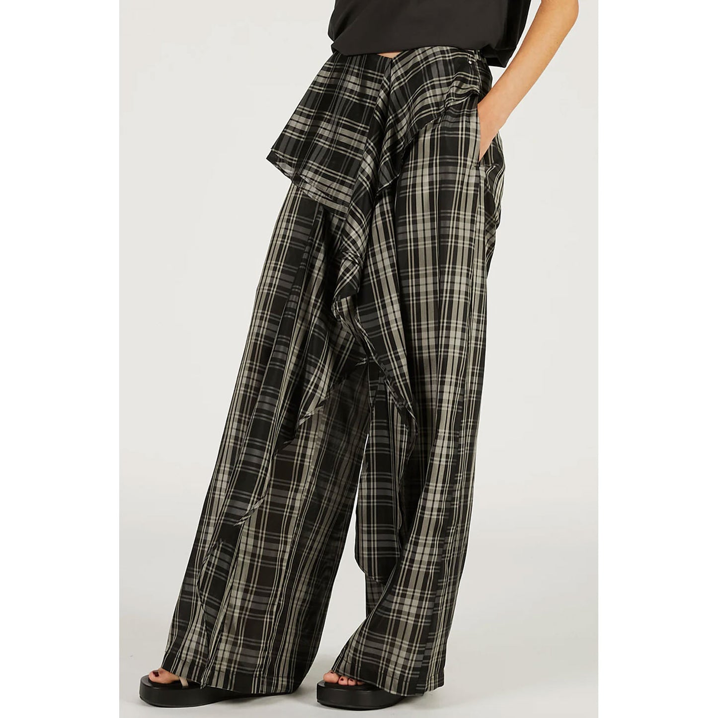 
                  
                    Wave Drape Pants -BEIGE-
                  
                