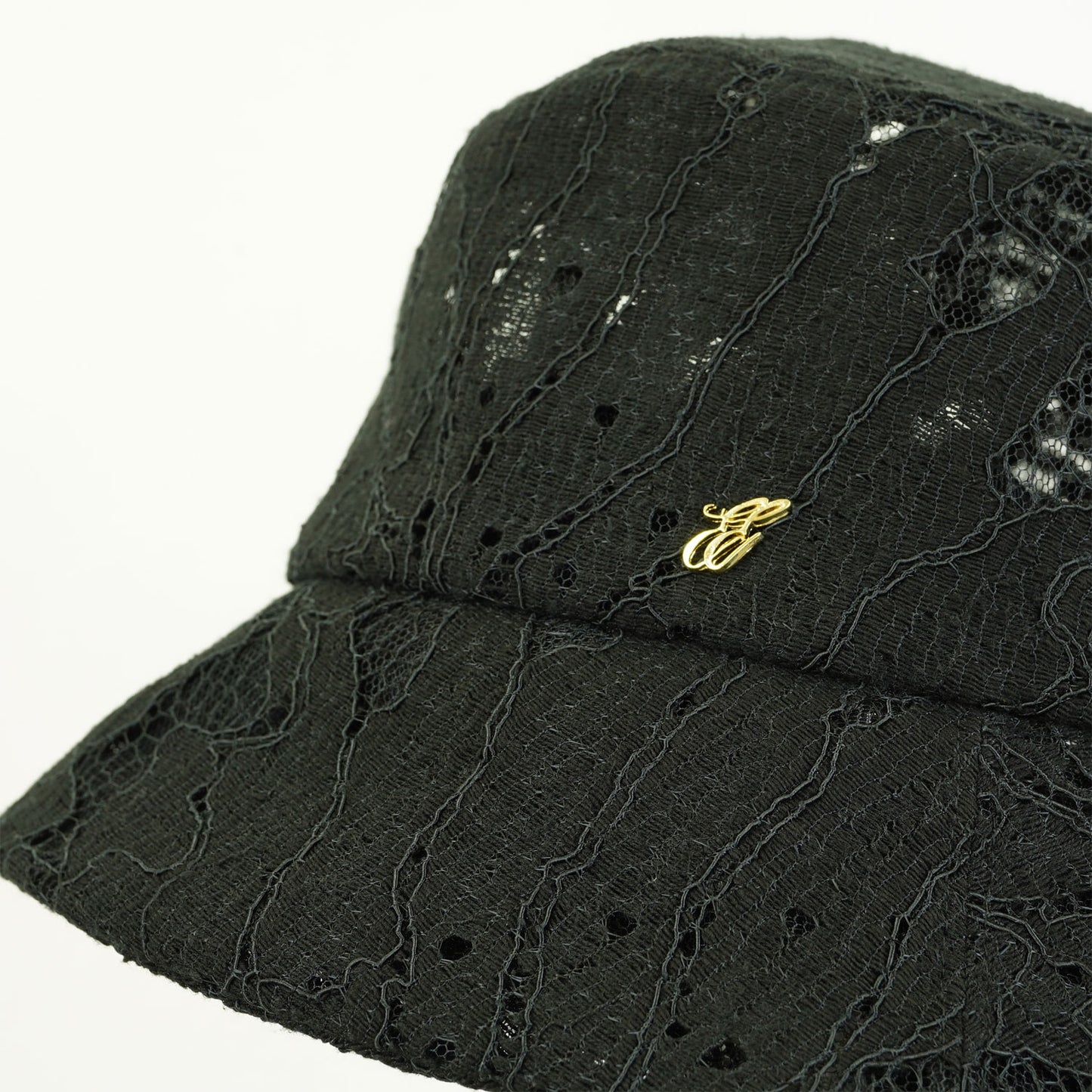 
                  
                    Colle Hat.C
                  
                