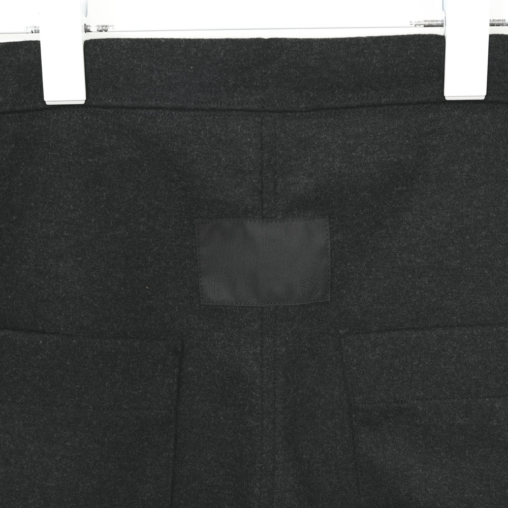 
                  
                    MERCY BARREL TROUSERS -CHARCOAL-
                  
                