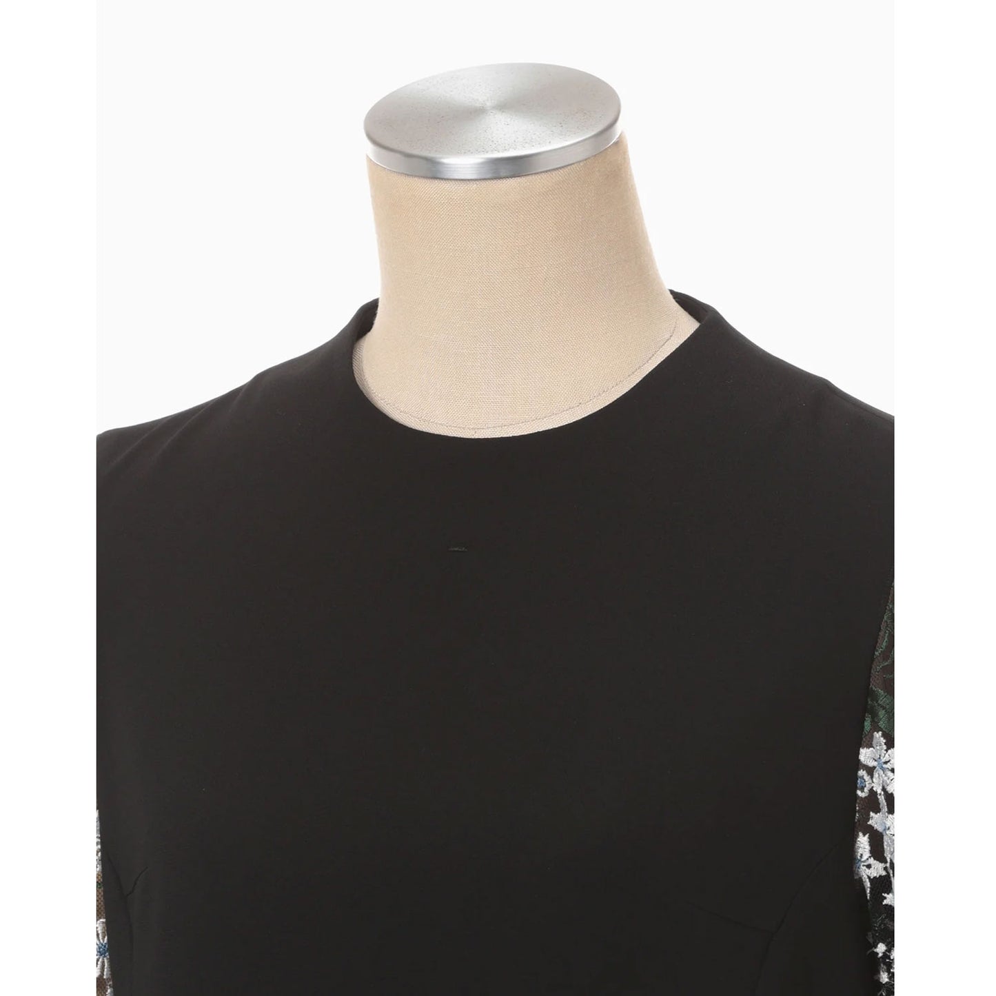 
                  
                    Floral Lace-Sleeve Classic Top - black
                  
                