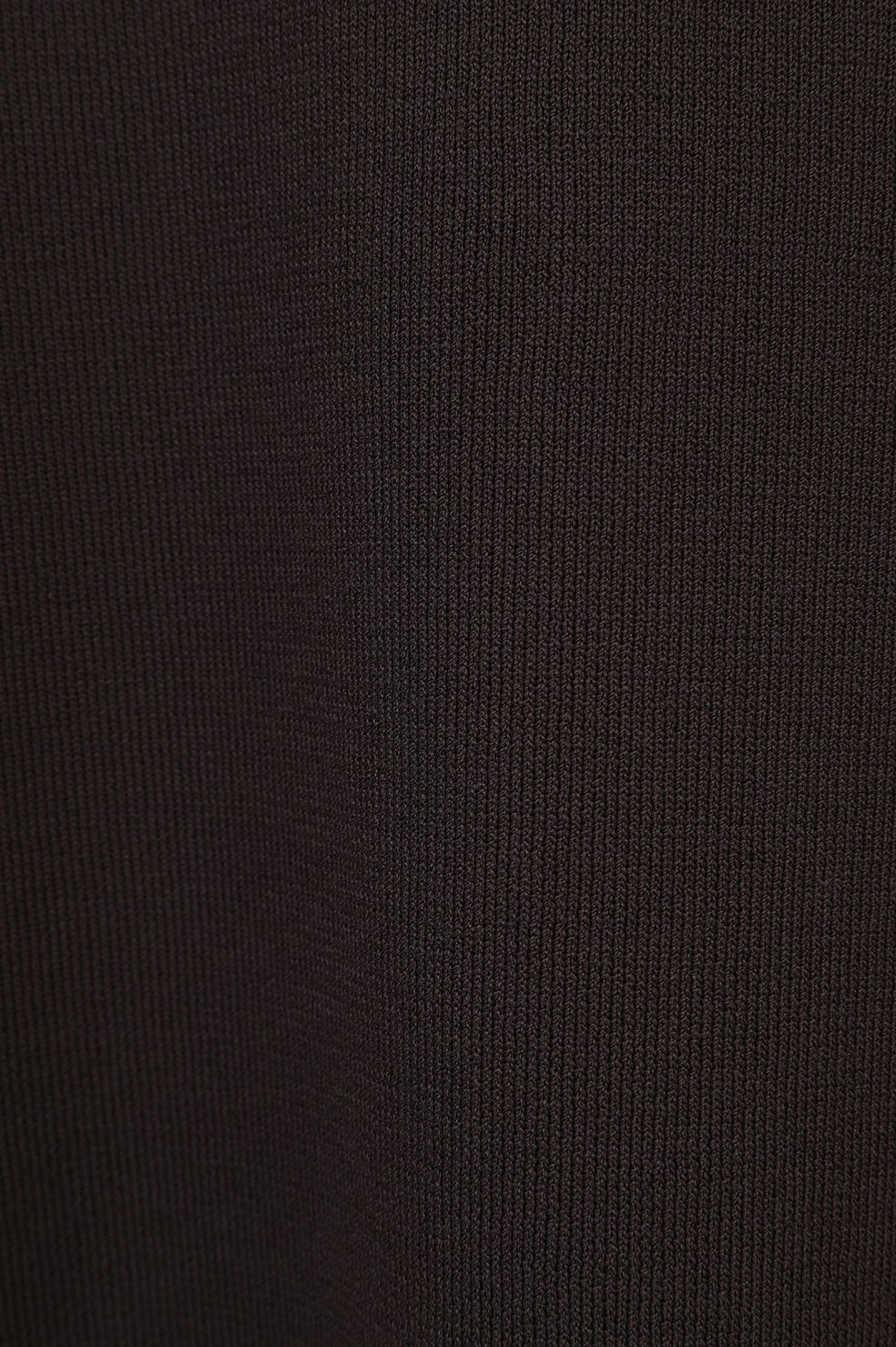 
                  
                    BASIC COMPACT KNIT TOPS
                  
                