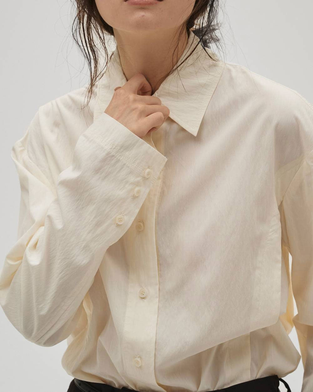 
                  
                    Sidetuck Silky Shirts
                  
                