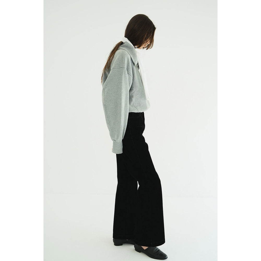 
                  
                    HALF ZIP SHORT TOPS -GRAY-
                  
                