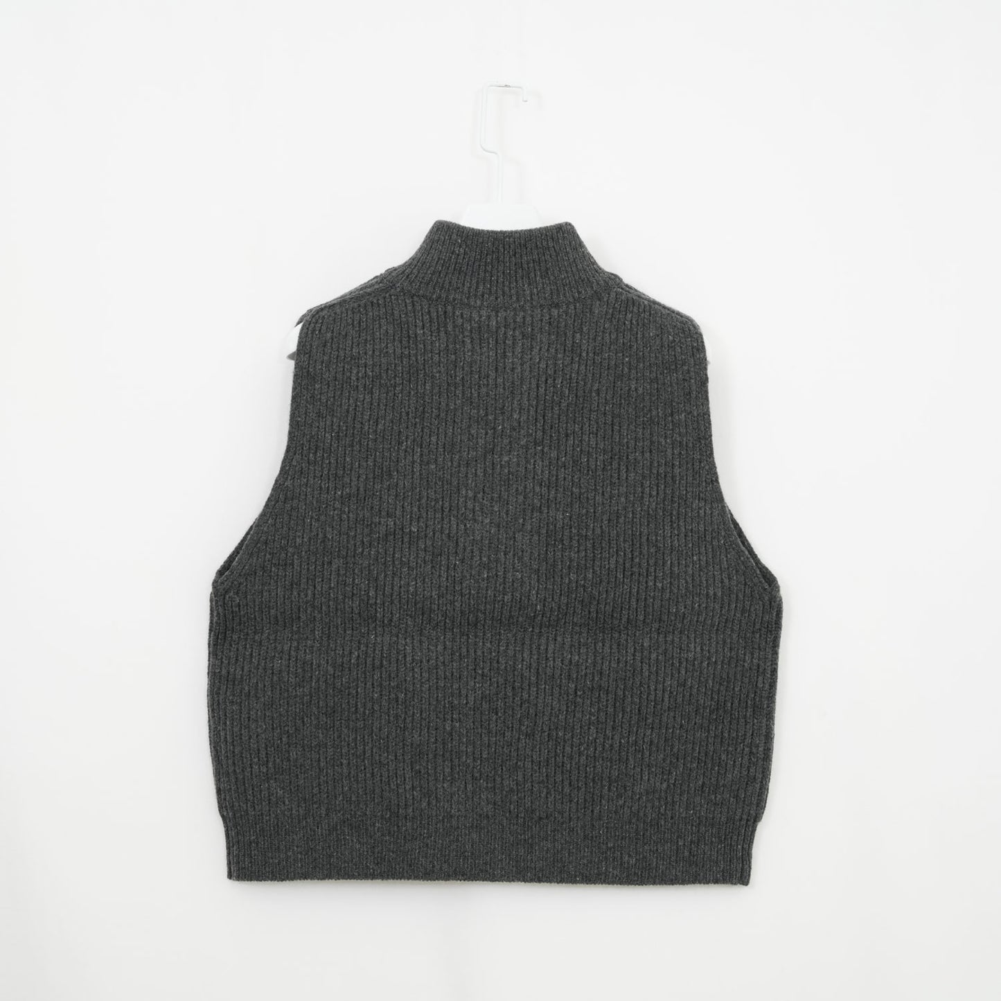 
                  
                    RIBBED KNIT WOOL VEST-CAMEL-
                  
                