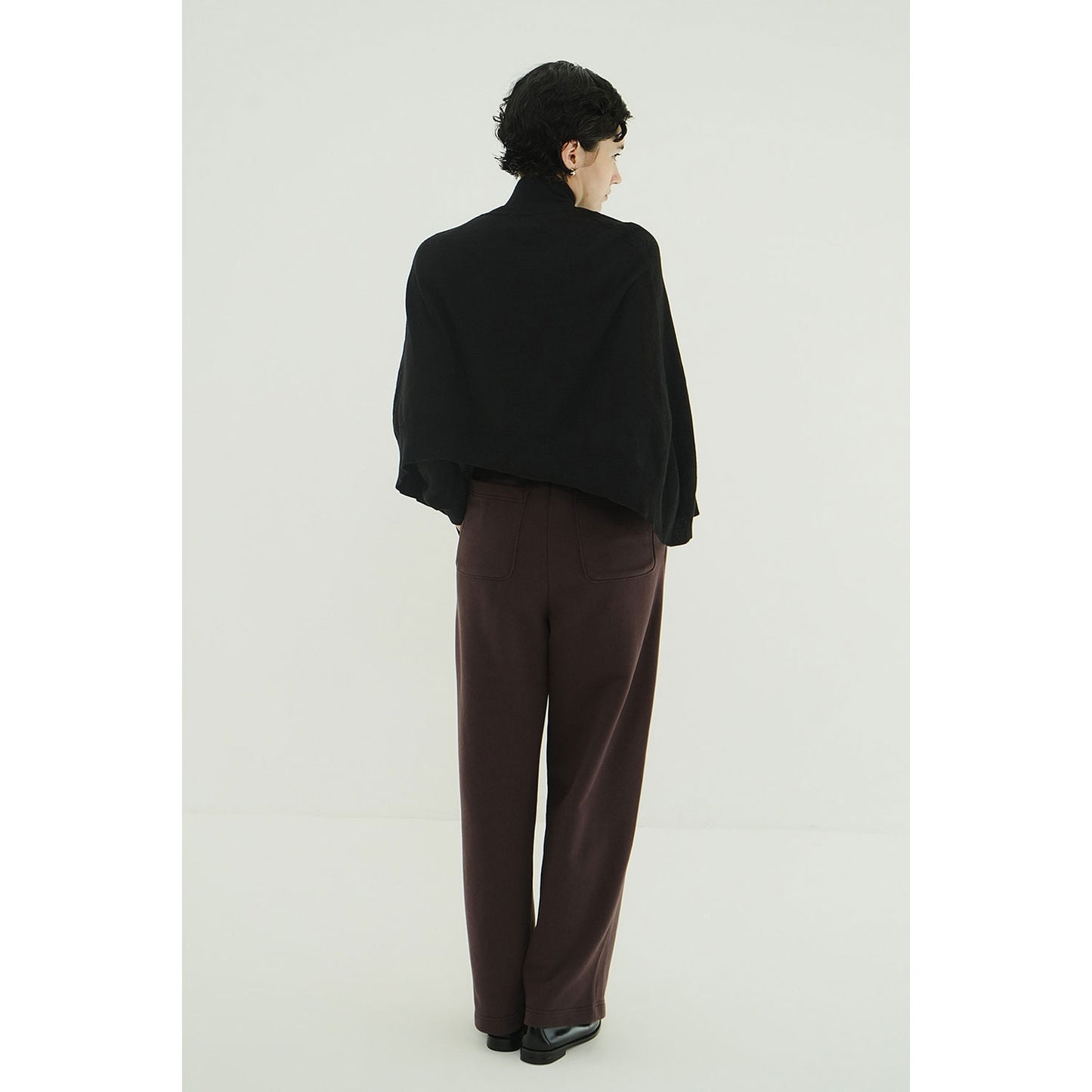 
                  
                    CAPE SET KNIT TOPS -BLACK-
                  
                