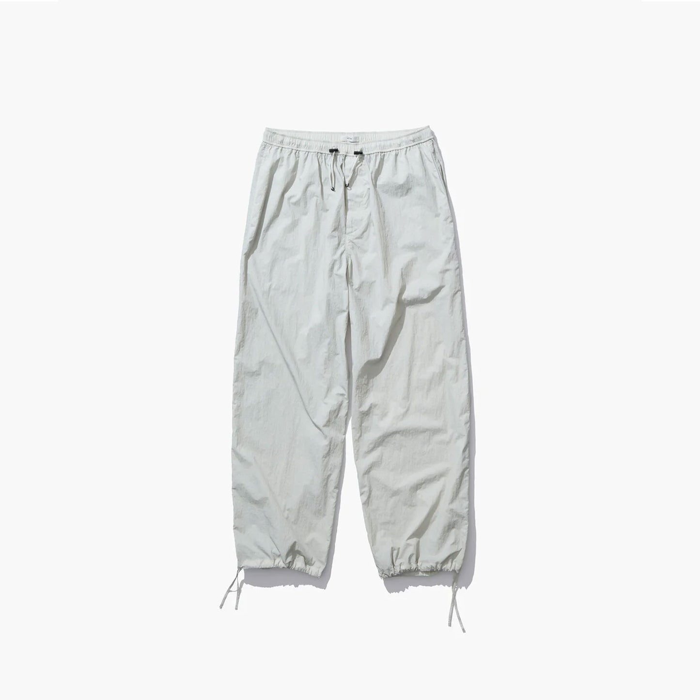 
                  
                    HAND DYED NYLON UTILITY PANTS -GRAY-
                  
                
