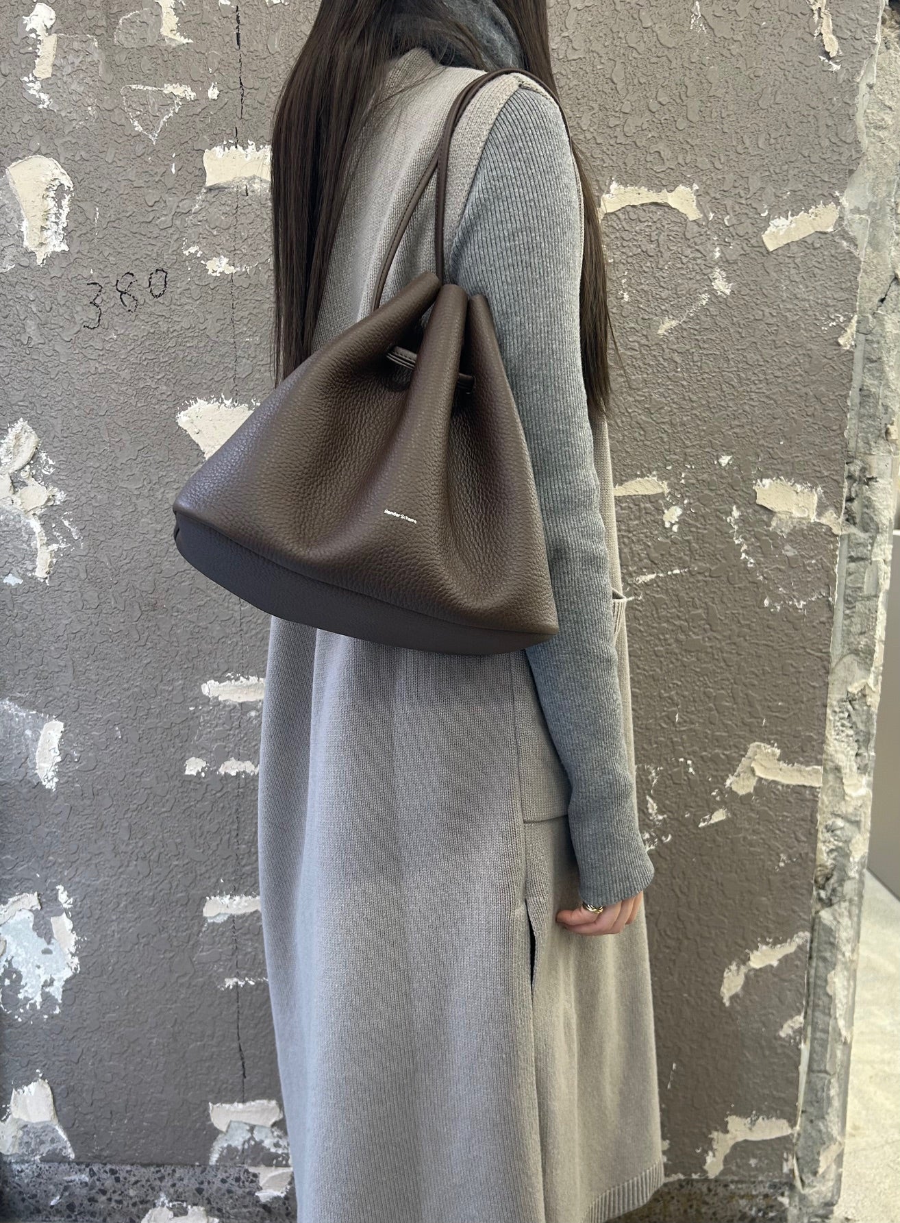 
                  
                    bucket bag-dark brown-
                  
                