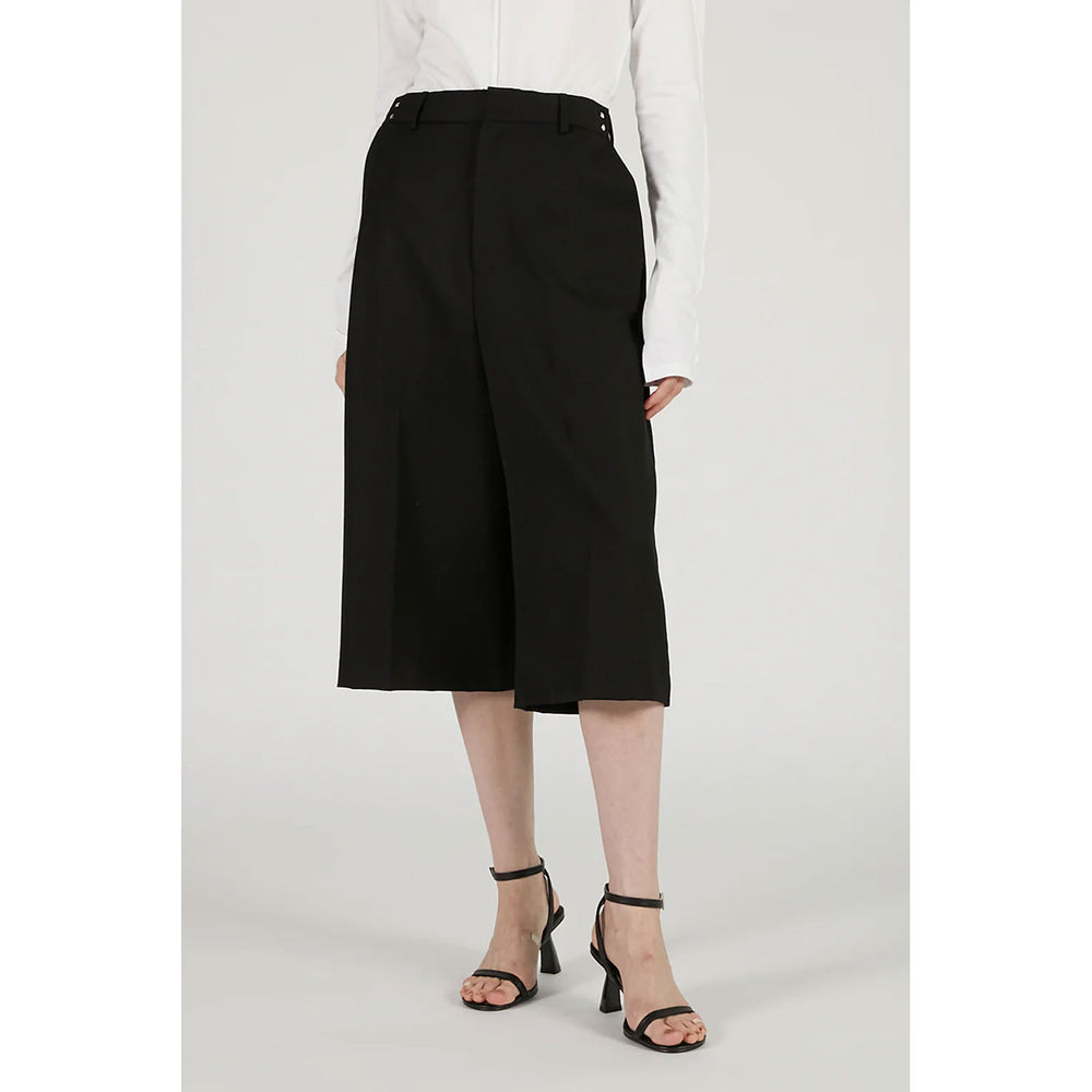 Low-crotch Bermuda Pants-BLACK-