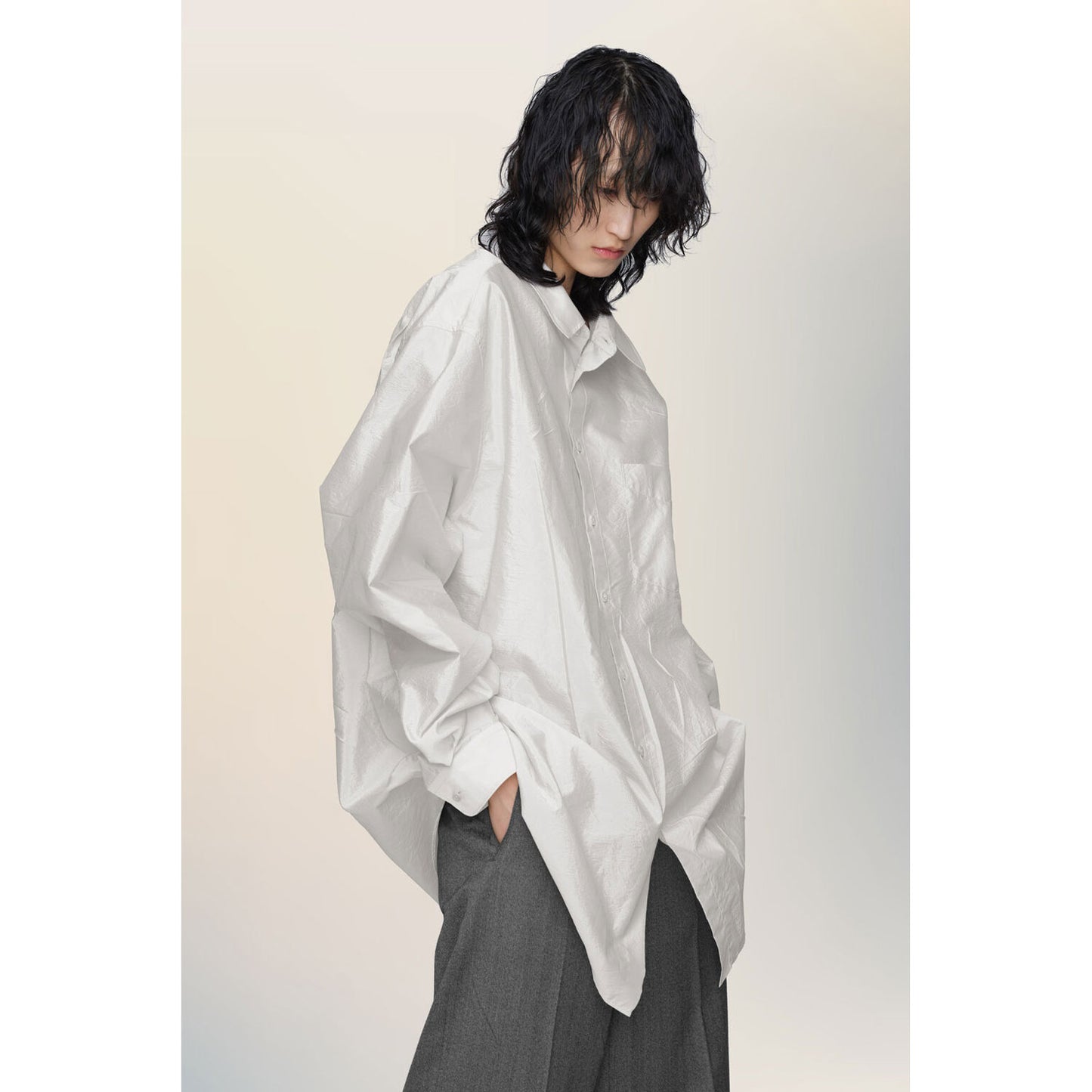 
                  
                    long-sleeved shirt -BLACK-
                  
                