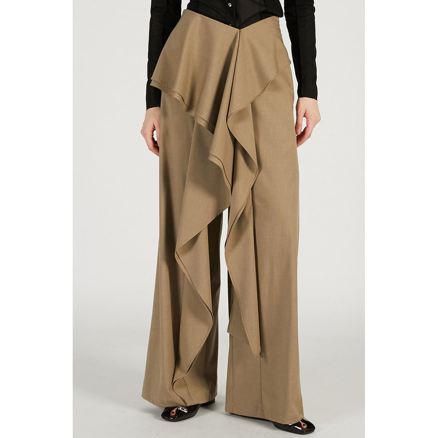 
                  
                    Wave Drape Pants -BEIGE-
                  
                