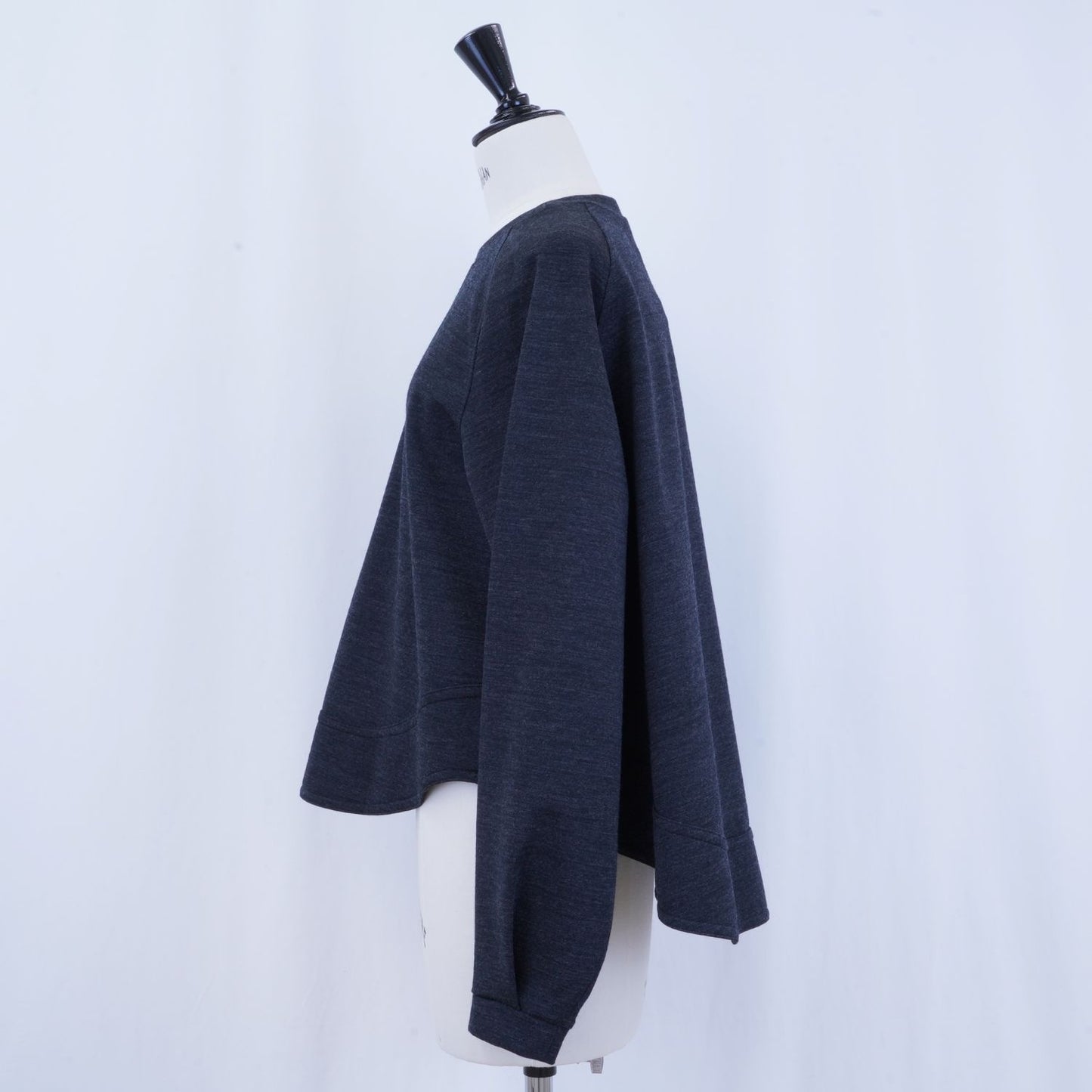
                  
                    RERACS A-LINE SHORT RAGLAN SWEAT
                  
                