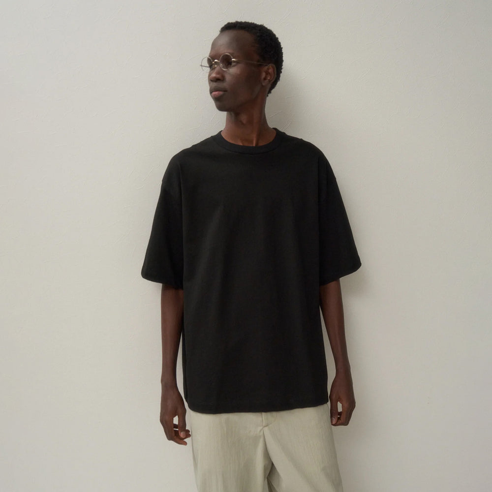
                  
                    12/- AIR SPININNG LOOSE FIT T-SHIRT
                  
                