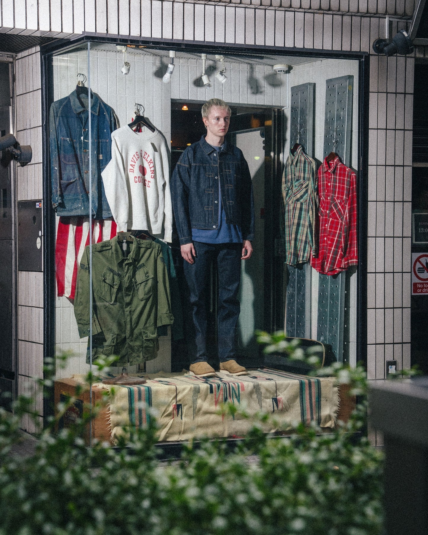 
                  
                    BBJ DENIM JACKET REGID
                  
                