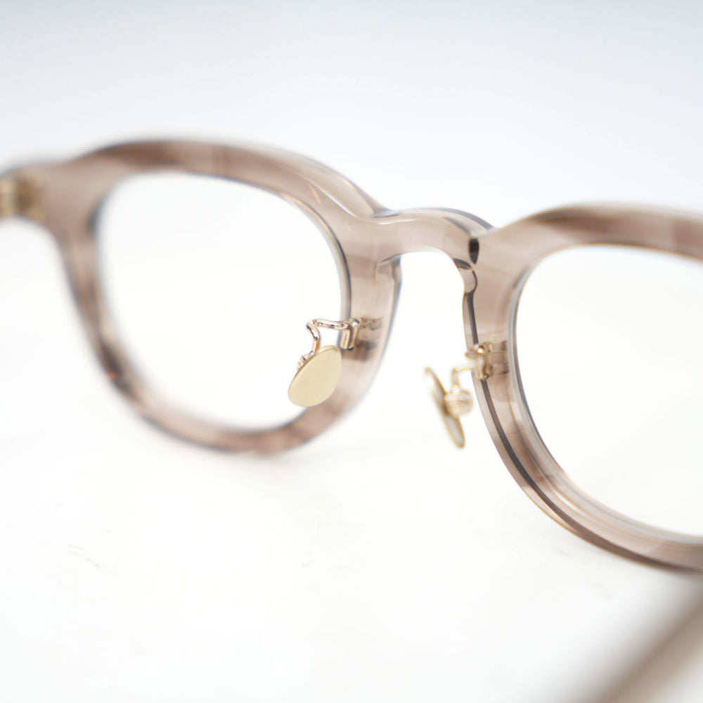 DAHVEN 44 BROWN ASH JPN LTD 17 – OBLIGE