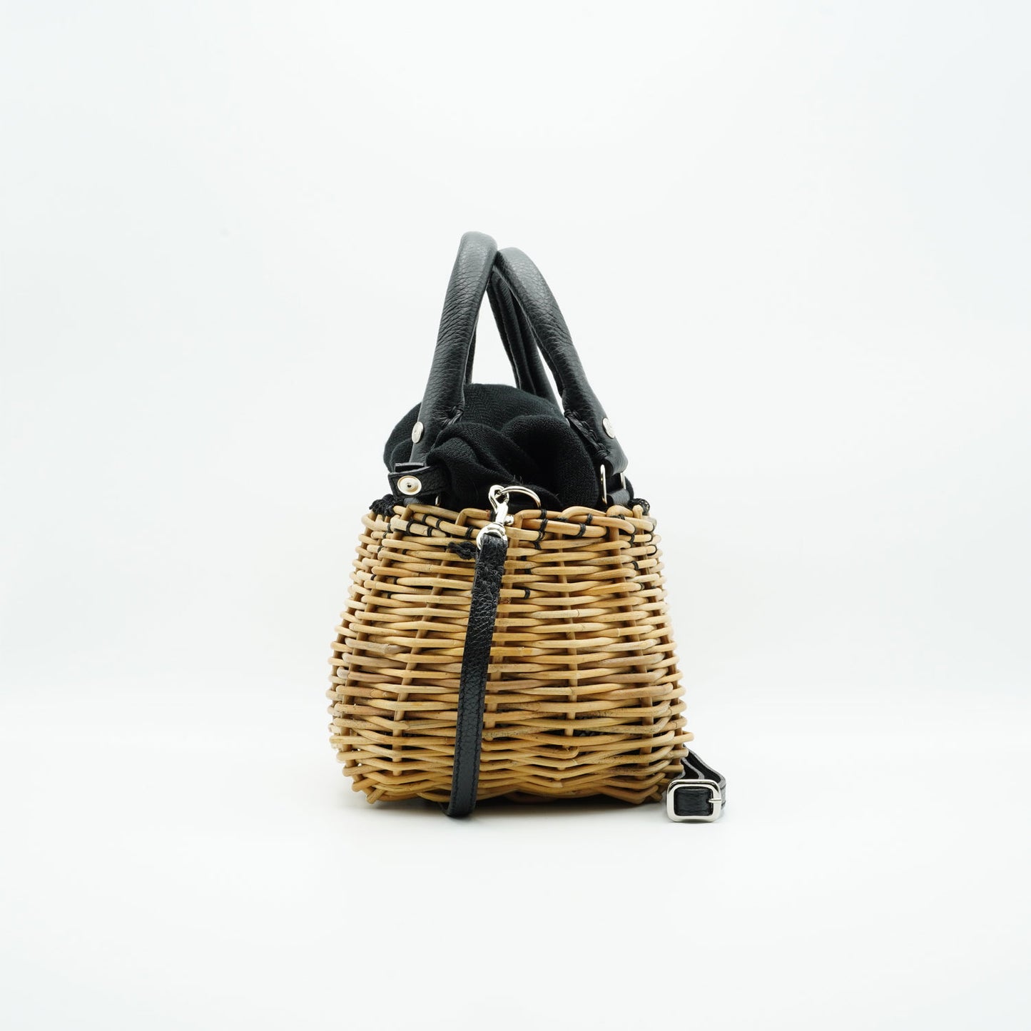 
                  
                    ステーブルS-BK-
                  
                