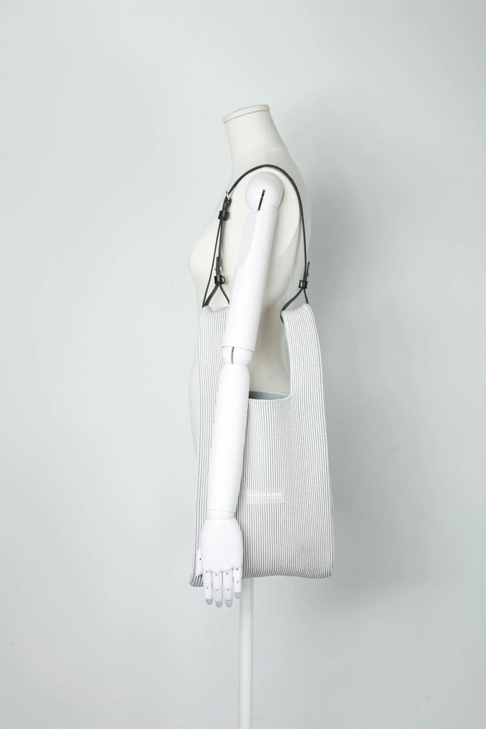 
                  
                    MARCKET BAG MEDIUM
                  
                