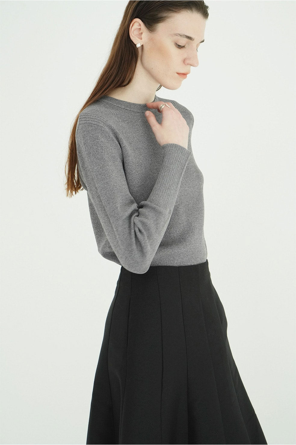 
                  
                    BASIC COMPACT KNIT TOPS
                  
                