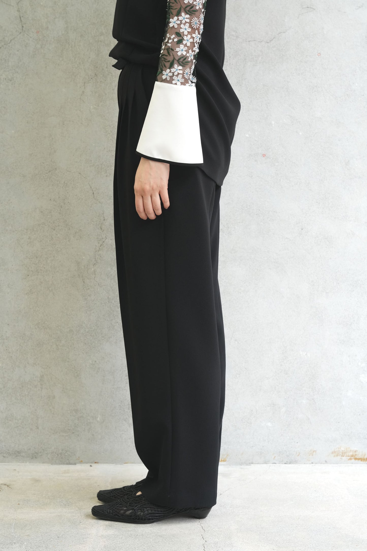 
                  
                    Triacetate Polyester Georgette High Waisted Trousers - black
                  
                