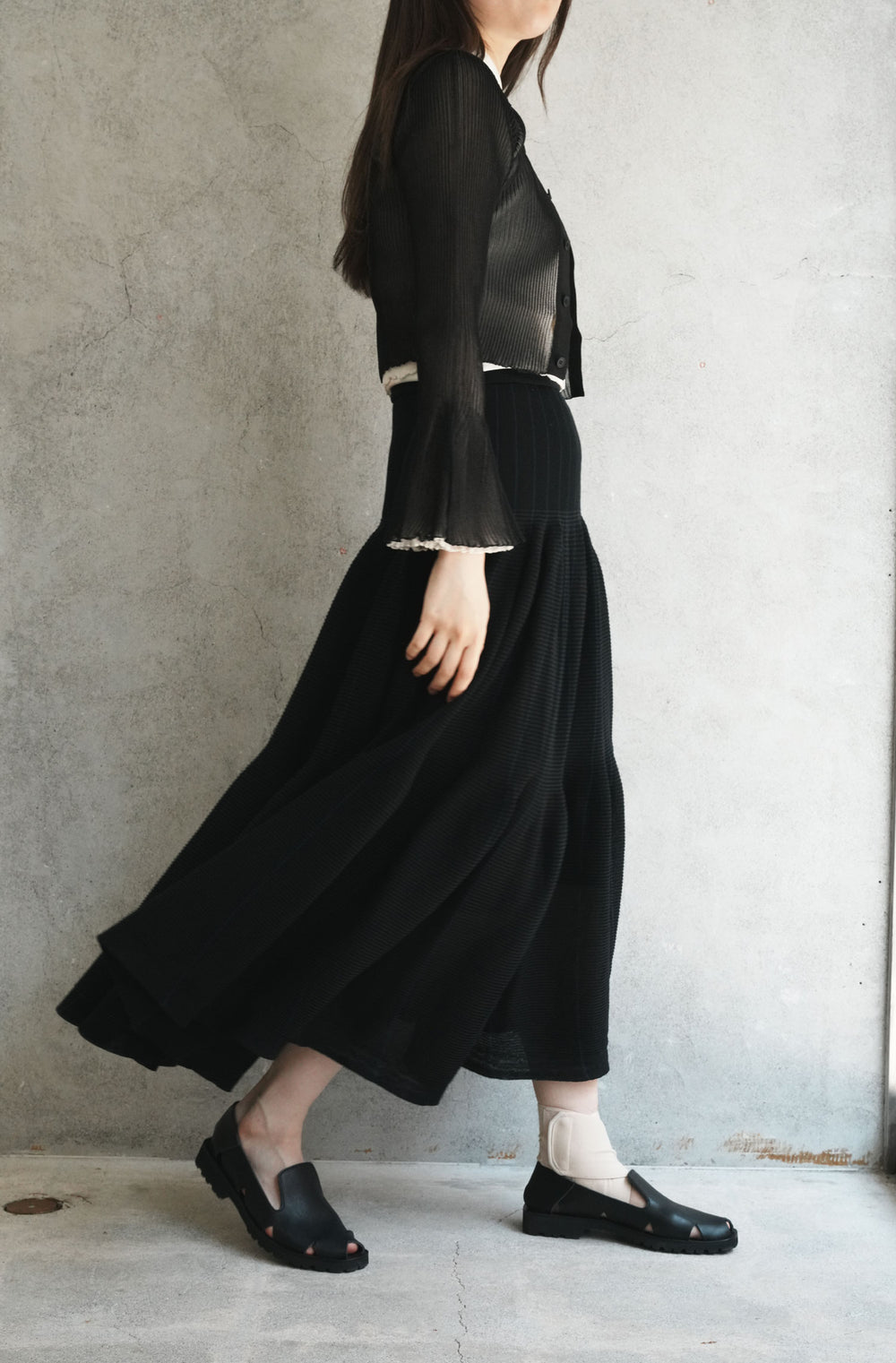 TC CASCADES SKIRT -BLACK/NAVY- – OBLIGE