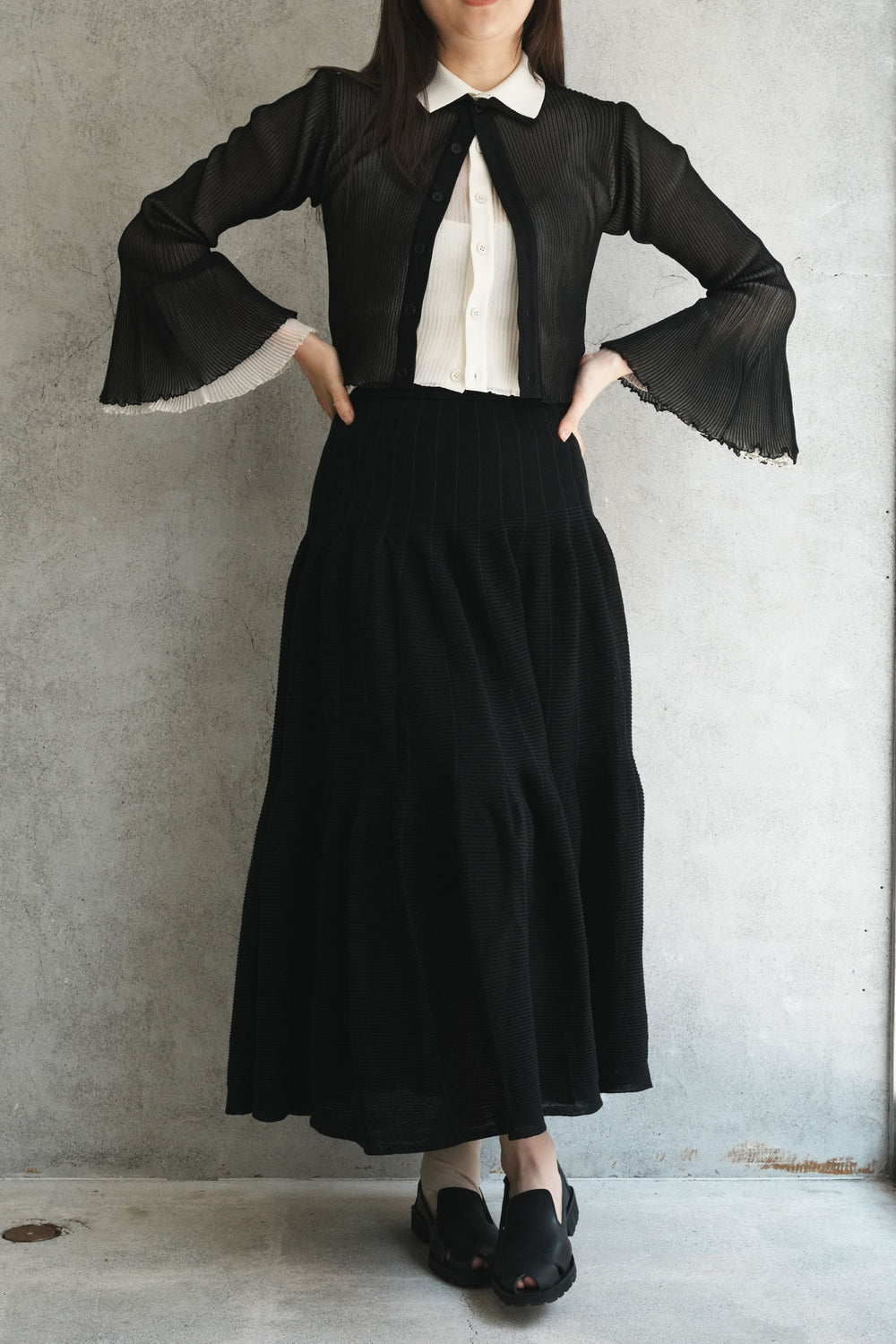 TC CASCADES SKIRT -BLACK/NAVY- – OBLIGE