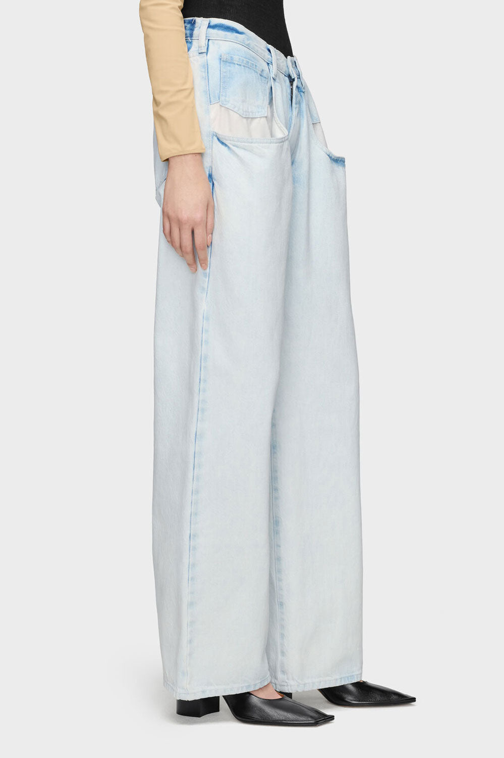 
                  
                    Super bleach wash boyfriend denim pants
                  
                