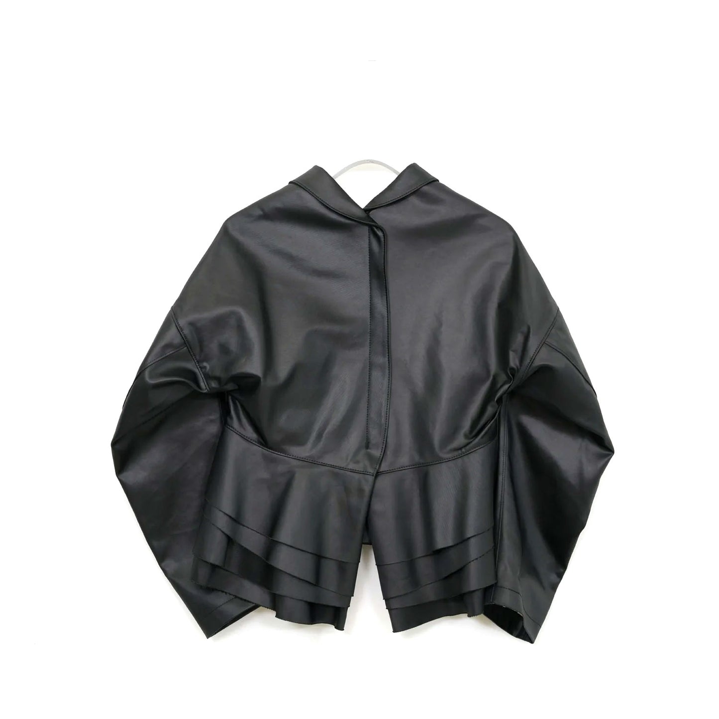 
                  
                    ペプラムフェイクレザージャケット-BLACK-
                  
                