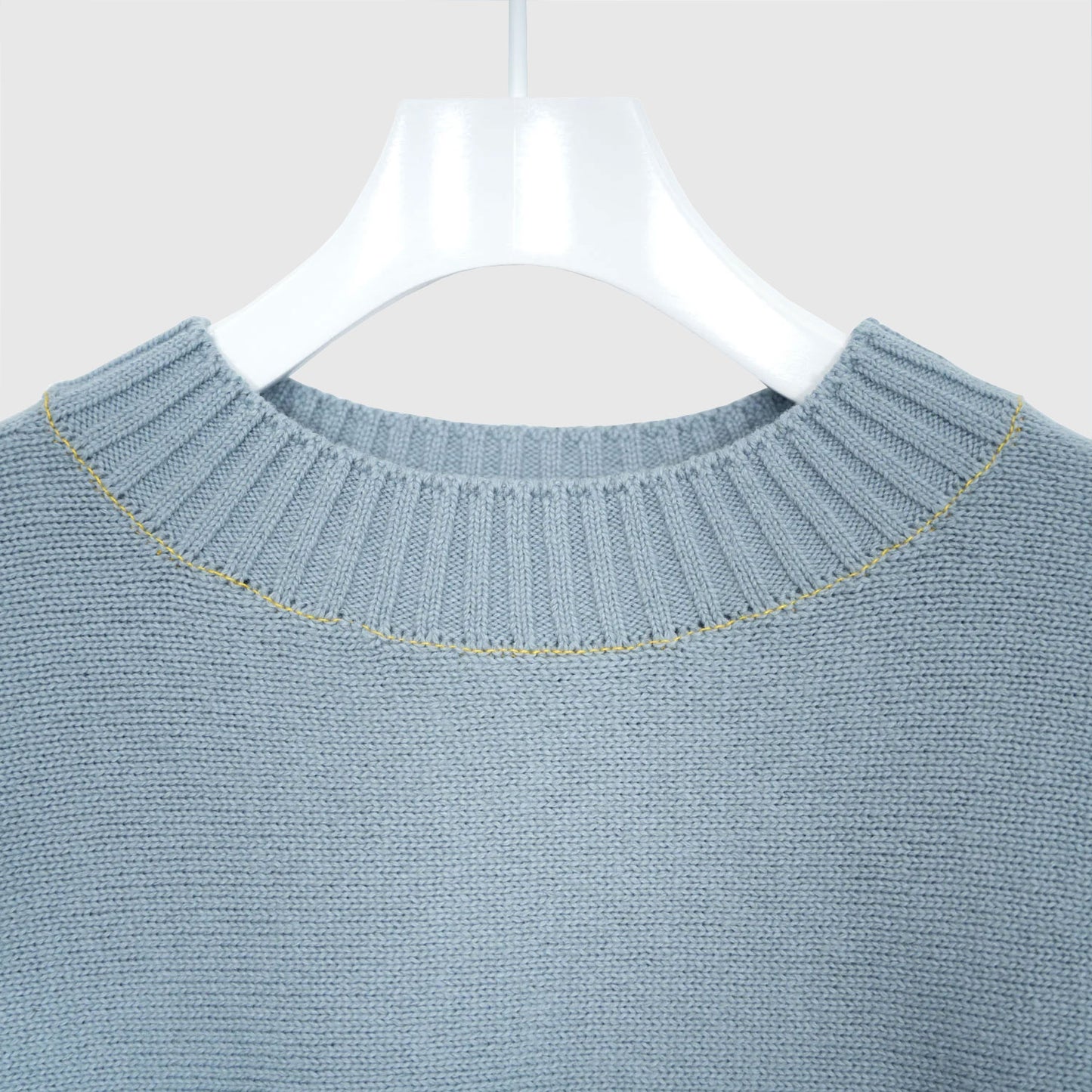 
                  
                    fluffed cotton knitting pullover
                  
                