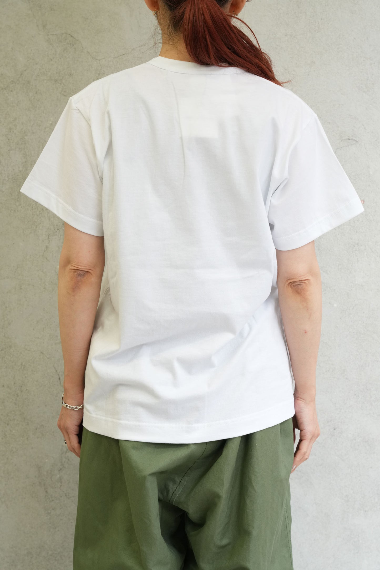 
                  
                    ポケットデザインTシャツ-WHITE-
                  
                