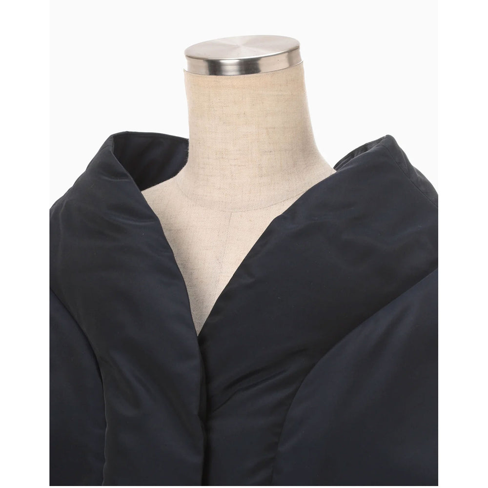 
                  
                    Silk Nylon Rounded Down Jacket - navy
                  
                