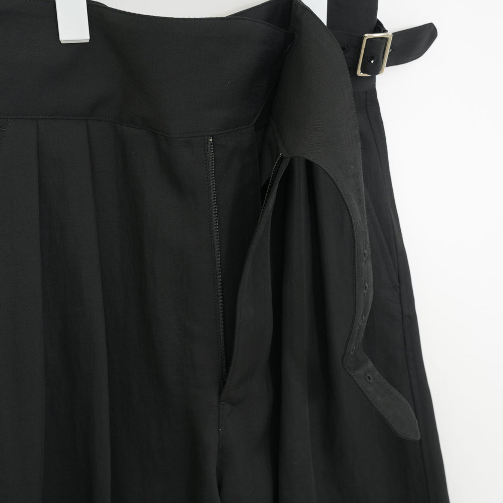 
                  
                    R/P/W TWILL GURKHA SHORTS-BLACK-
                  
                