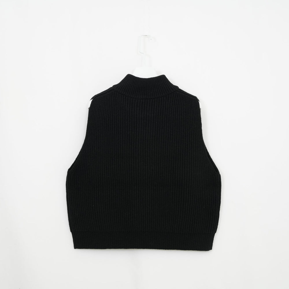
                  
                    RIBBED KNIT WOOL VEST-CAMEL-
                  
                