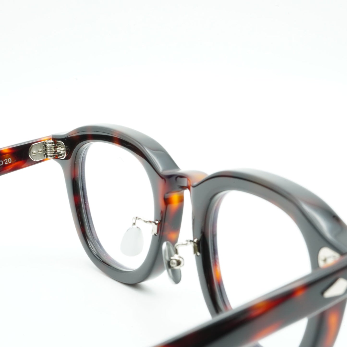 
                  
                    DAHVEN 47 BURNT TORTS JPN LTD 20
                  
                