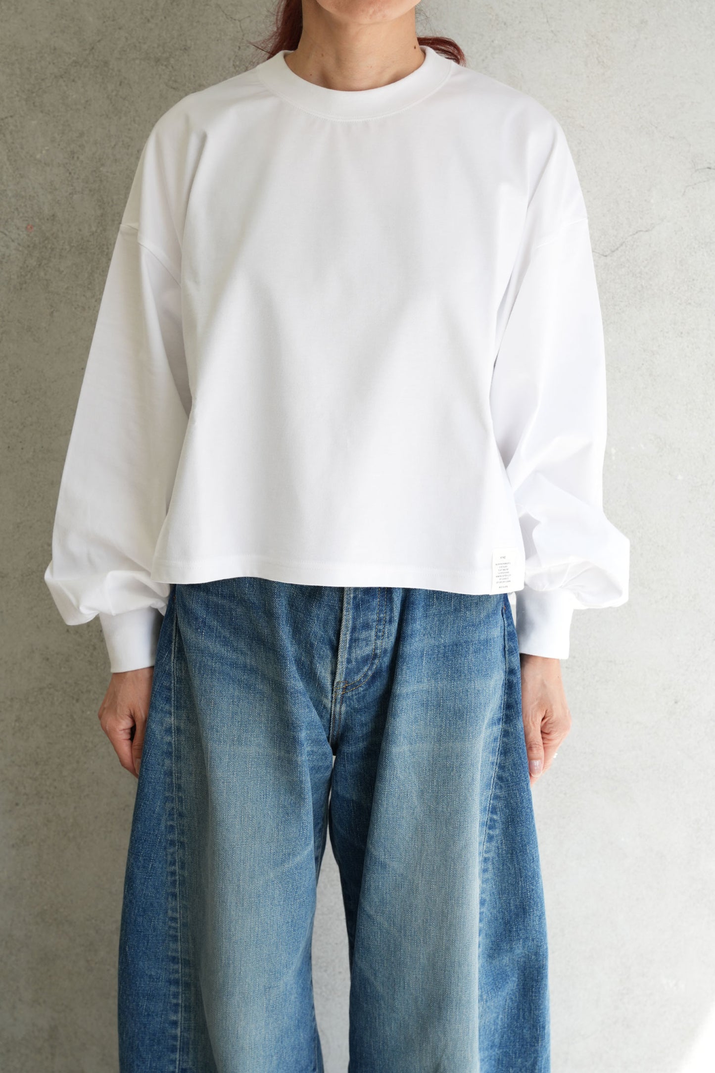 
                  
                    CROPPED LONG-SLV TEE/BIG FIT(6.5OZ)-BLACK-
                  
                