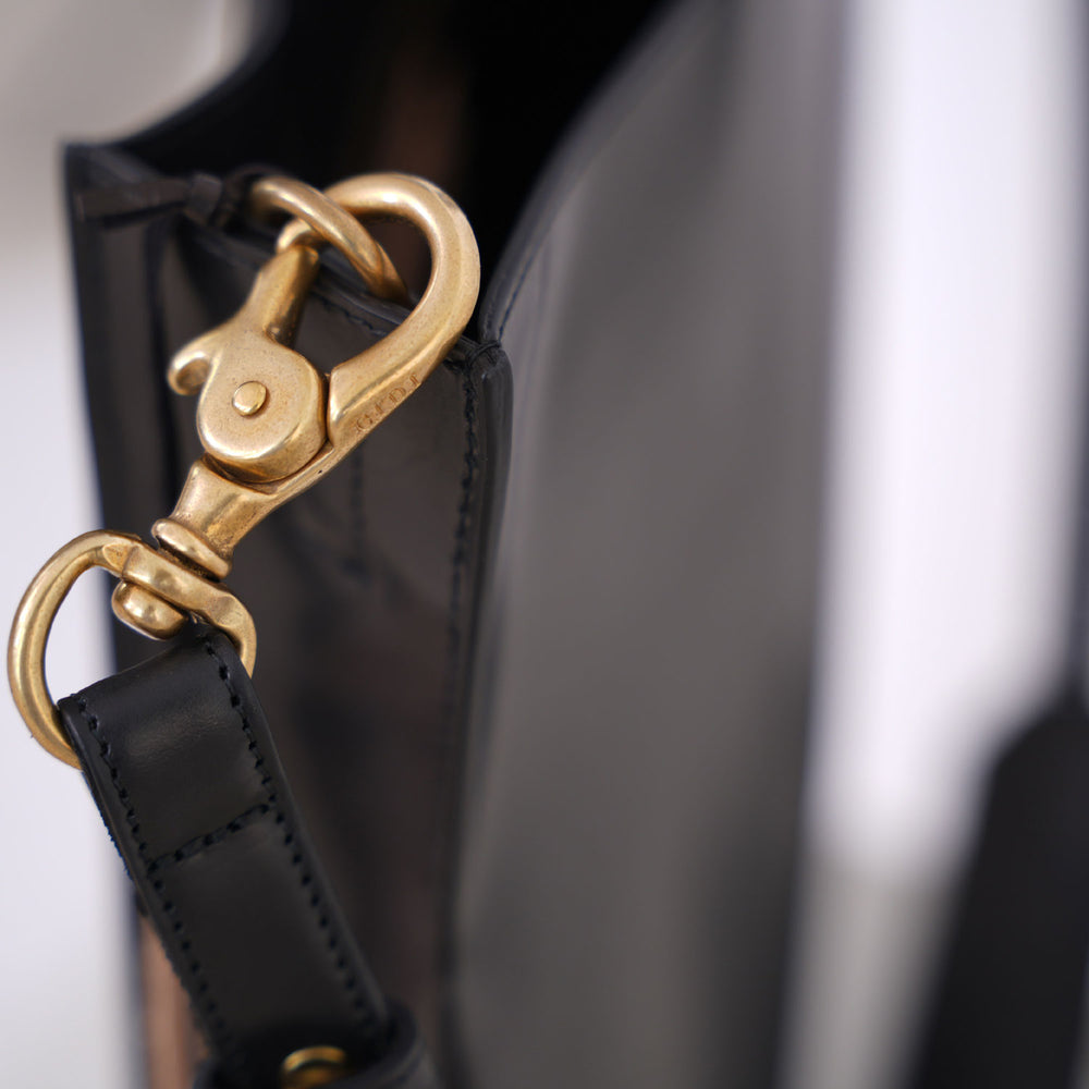 Trace Tote L – OBLIGE