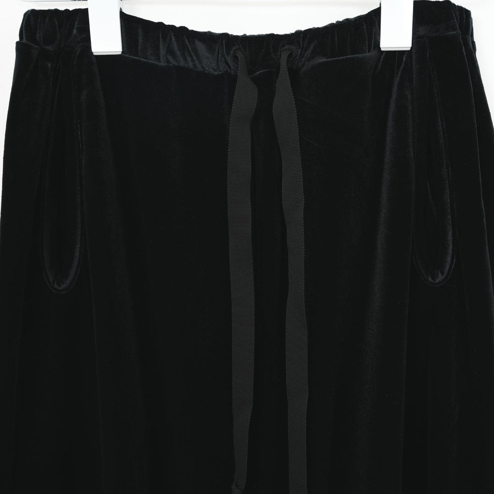 
                  
                    ALISON TROUSERS/ VELOUR SMOOTH -BLACK-
                  
                