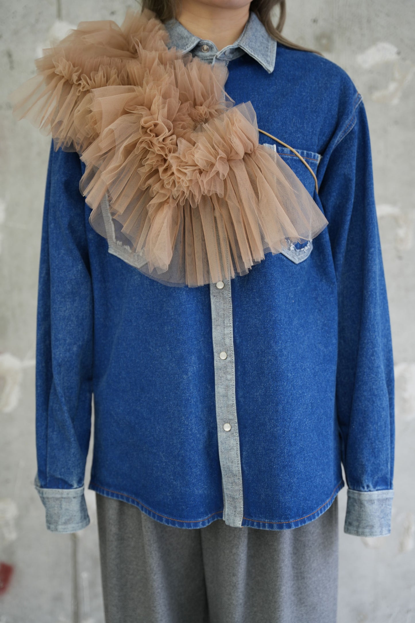 
                  
                    Tulle decorative collar
                  
                