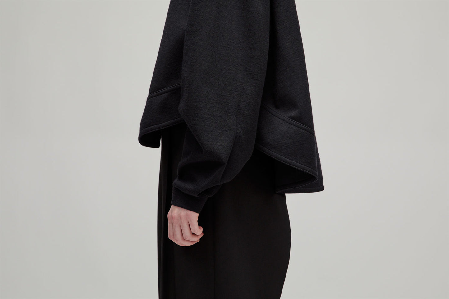 
                  
                    RERACS A-LINE SHORT RAGLAN SWEAT
                  
                