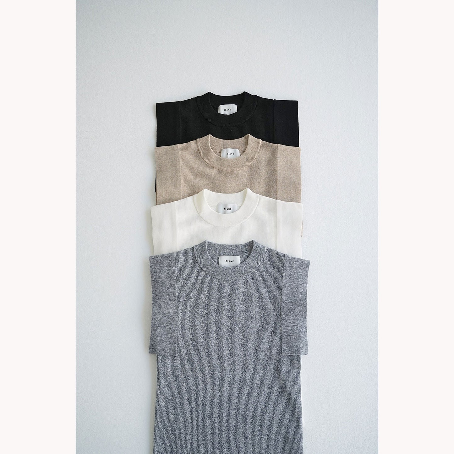 
                  
                    SQUARE SLEEVE KNIT TOPS -BEIGE-
                  
                