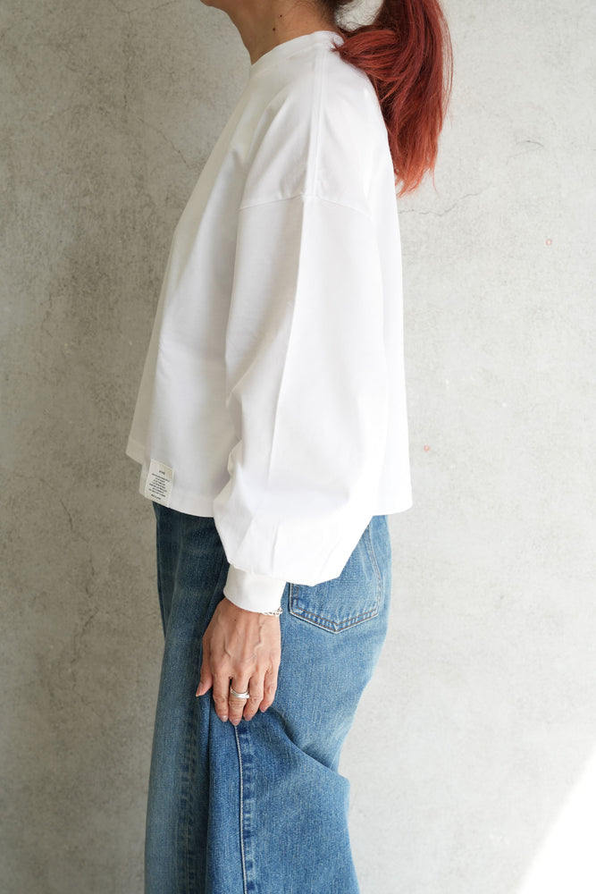 
                  
                    CROPPED LONG-SLV TEE/BIG FIT(6.5OZ)-BLACK-
                  
                