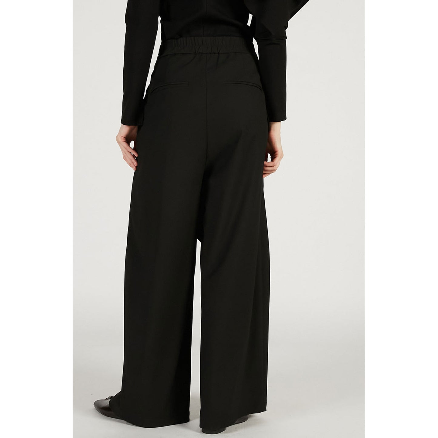 
                  
                    Wave Drape Pants -BEIGE-
                  
                