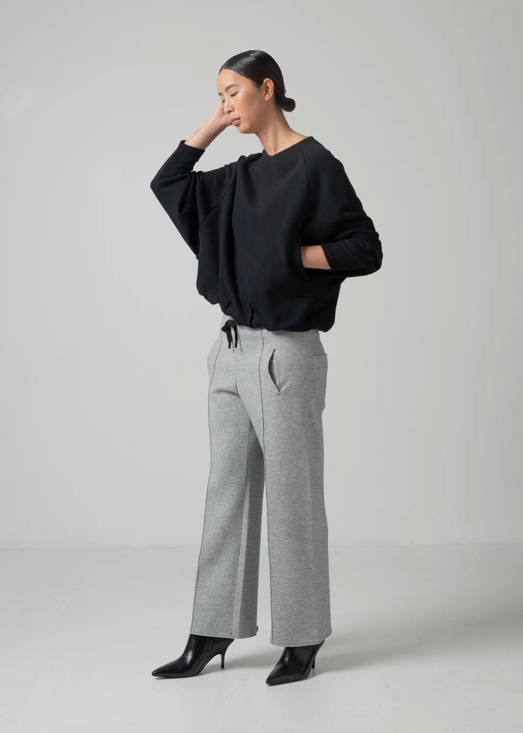 
                  
                    OLIVER PUFFY HEM TOP / ECO COTTON TERRY
                  
                
