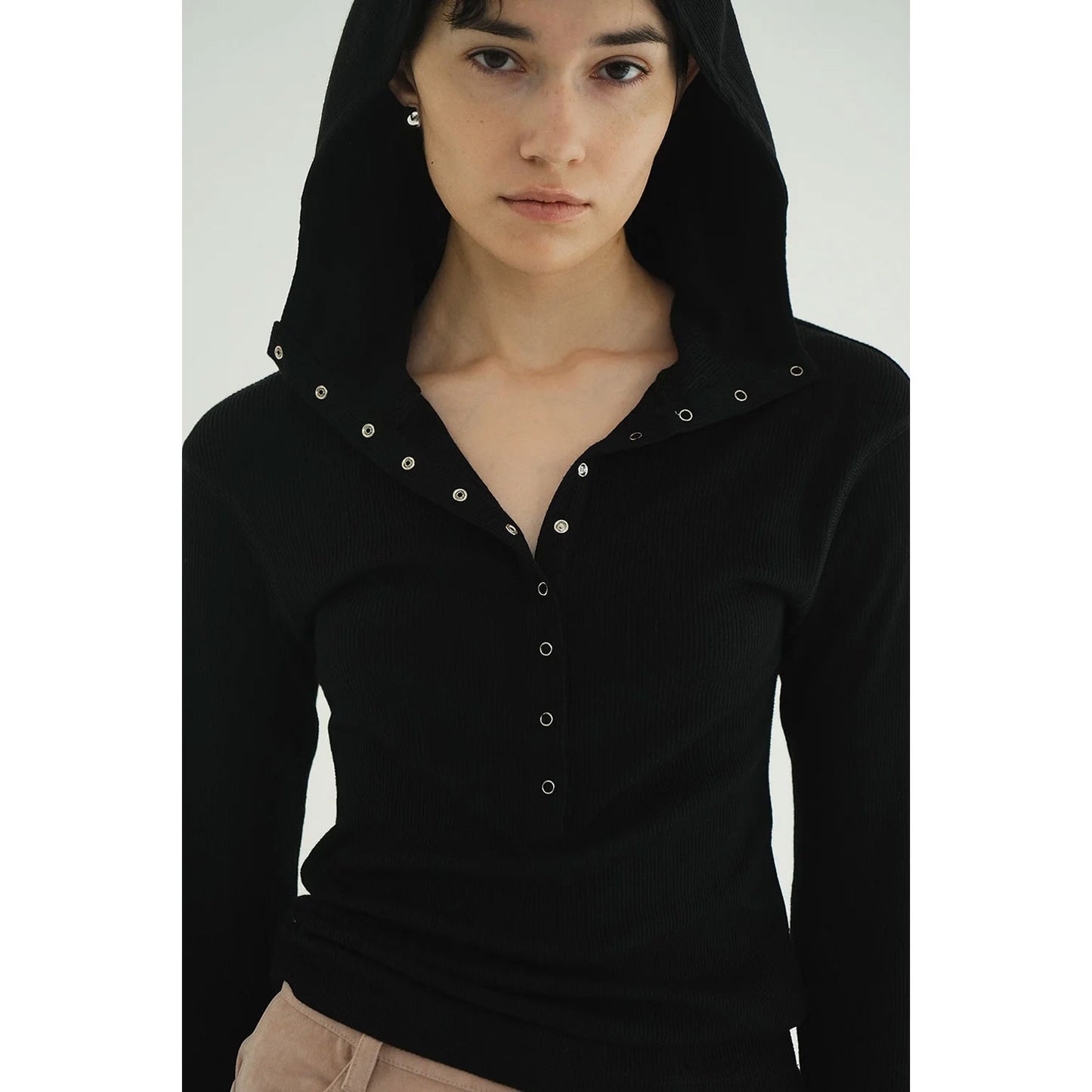 
                  
                    WOOL RIB HOODED TIGHT TOPS -GRAY-
                  
                