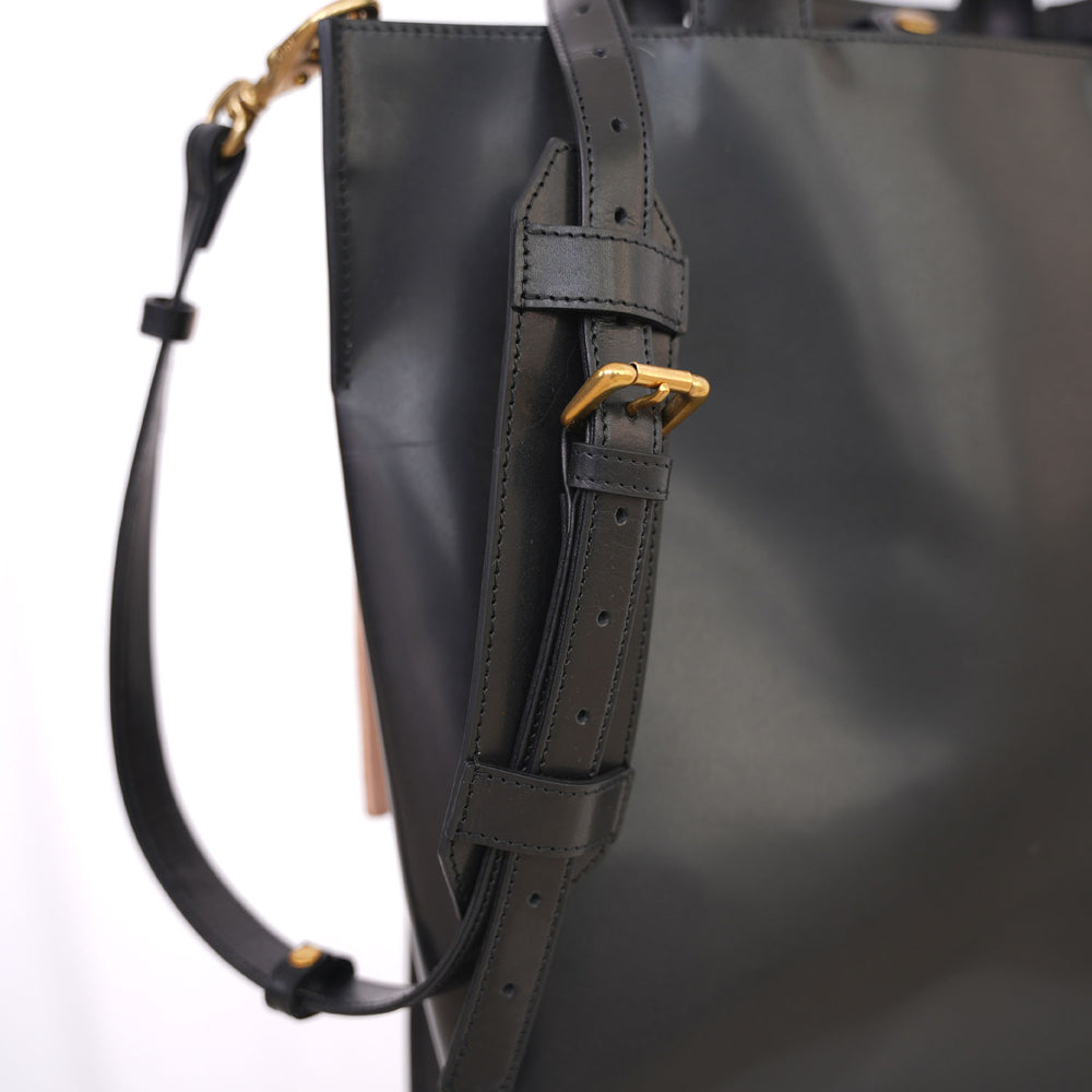 Trace Tote L – OBLIGE