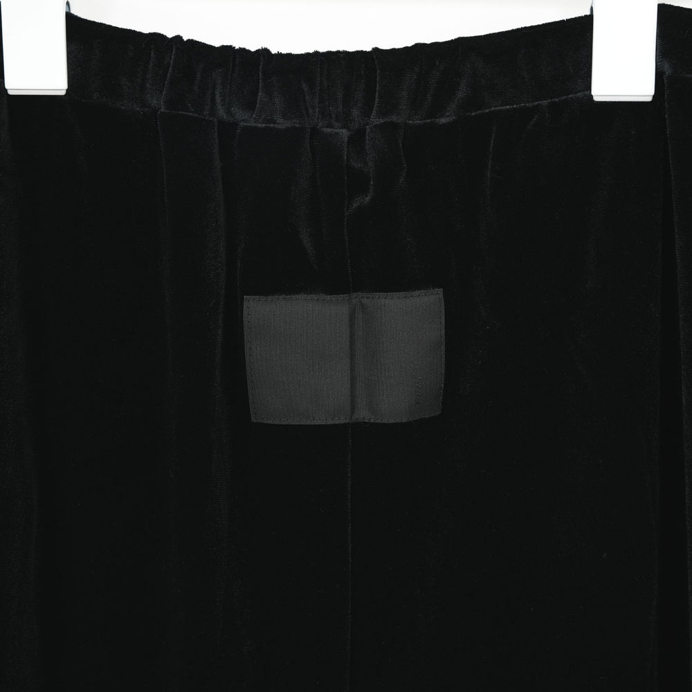 
                  
                    ALISON TROUSERS/ VELOUR SMOOTH -BLACK-
                  
                