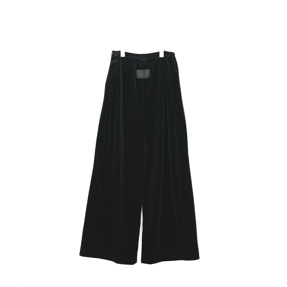 
                  
                    ALISON TROUSERS/ VELOUR SMOOTH -BLACK-
                  
                